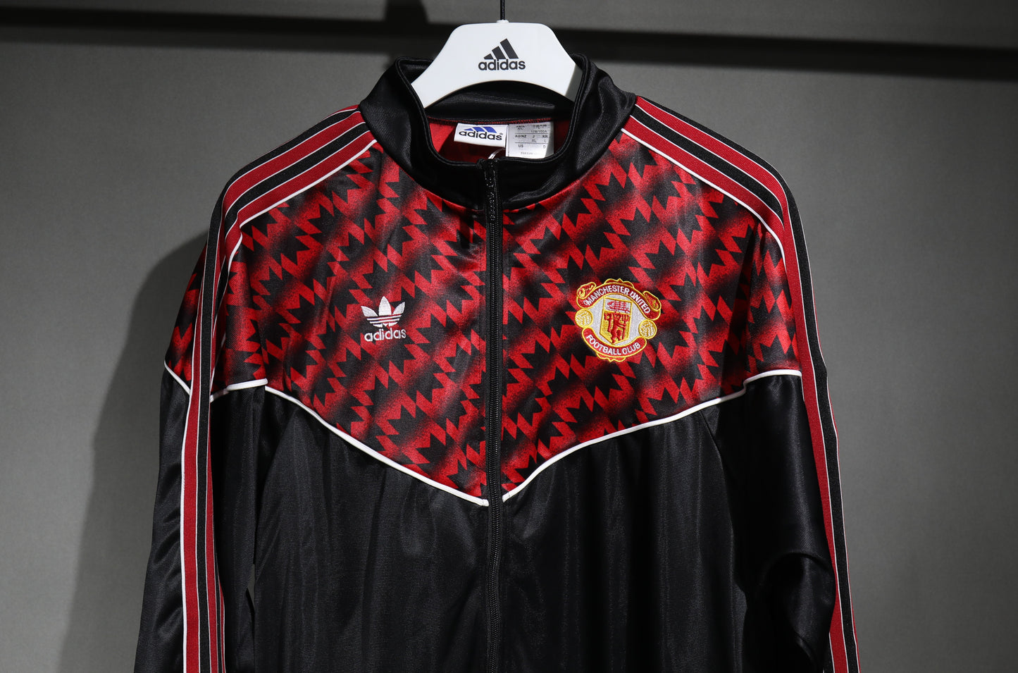 Manchester United SHARP Track-suit