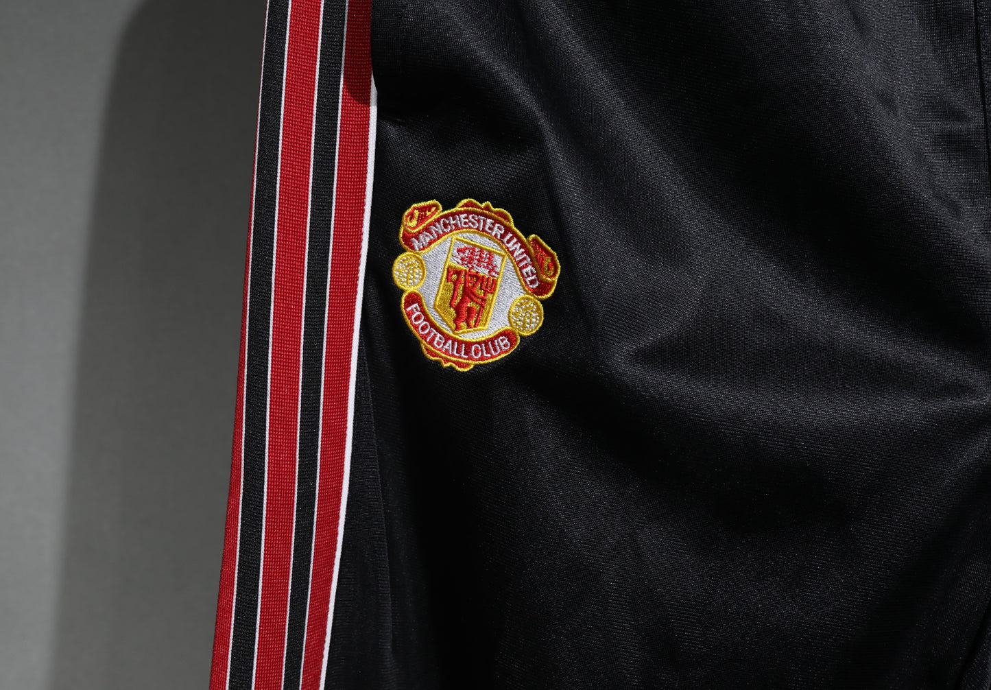 Manchester United SHARP Track-suit
