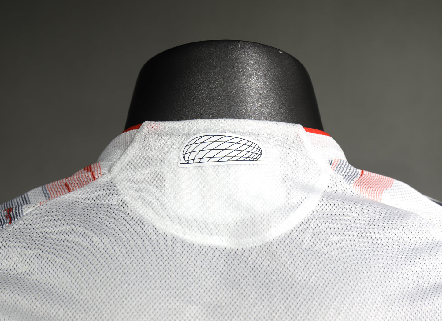 Bayern de Munich 2025-2026 2ª Equipacion